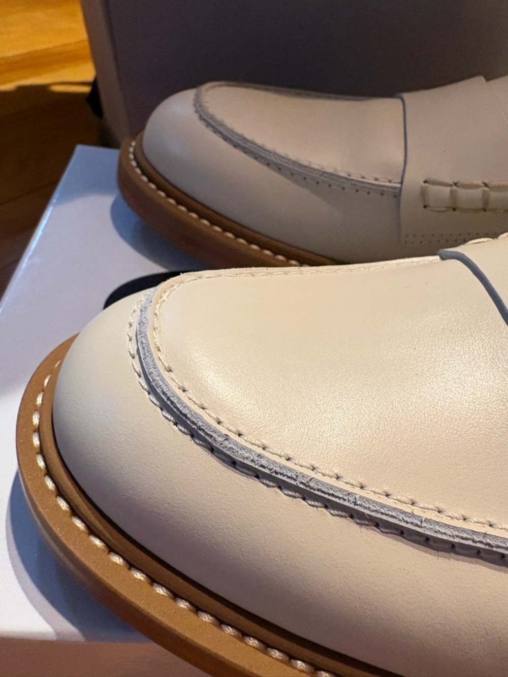 NEW in box LA CANADIENNE bone Leather Rowan Loafers for womens 37 or 7 - Picture 4 of 10